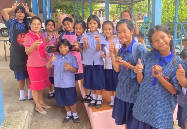 ซีพีเอฟหนุน “ร้านกาแฟเด็กน้อยทำมือ มุ่งสู่อาชีพที่ยั่งยืน” ฝีกทักษะนักเรียน รร.บ้านราษฎร์ดำเนิน ชัยภูมิ