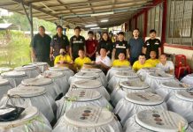 ประมงสมุทรสาครผนึกกำลังเรือนจำจังหวัดสมุทรสาคร จับปลาหมอคางดำทำน้ำปลา สร้างแบรนด์ “หับเผย สมุทรสาคร”