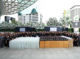 AIS ระดมพลังอุ่นใจอาสาส่งมอบถุงยังชีพ ช่วยเหลือน้ำท่วมภาคใต้ต่อเนื่อง เสริมระบบสื่อสาร เปิดจุดบริการโทร-WiFi ฟรีในศูนย์อพยพ พร้อมมาตรการดูแลลูกค้าอย่างเต็มกำลัง